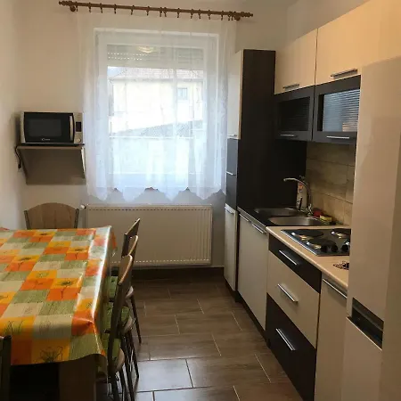 Papret Apartman Vendégház *
