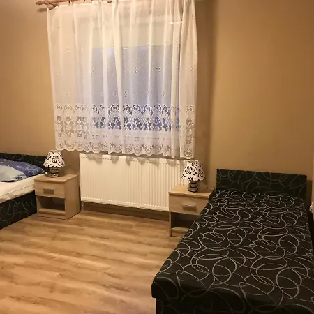 Vendégház Papret Apartman *
